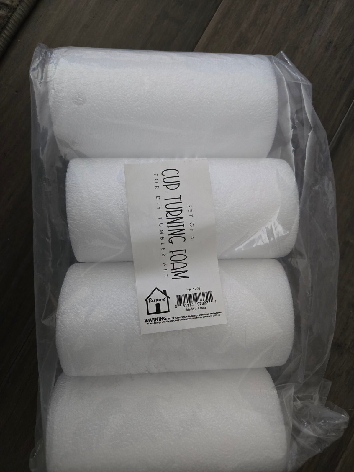 Set of 4 cup turning foam