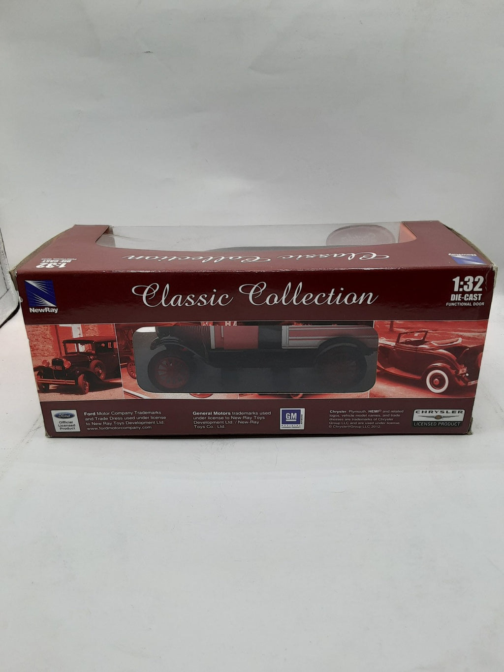 NewRay Die-Cast Classic Collection Ambulance 1924 Chevy 1 - Ton Series H Truck