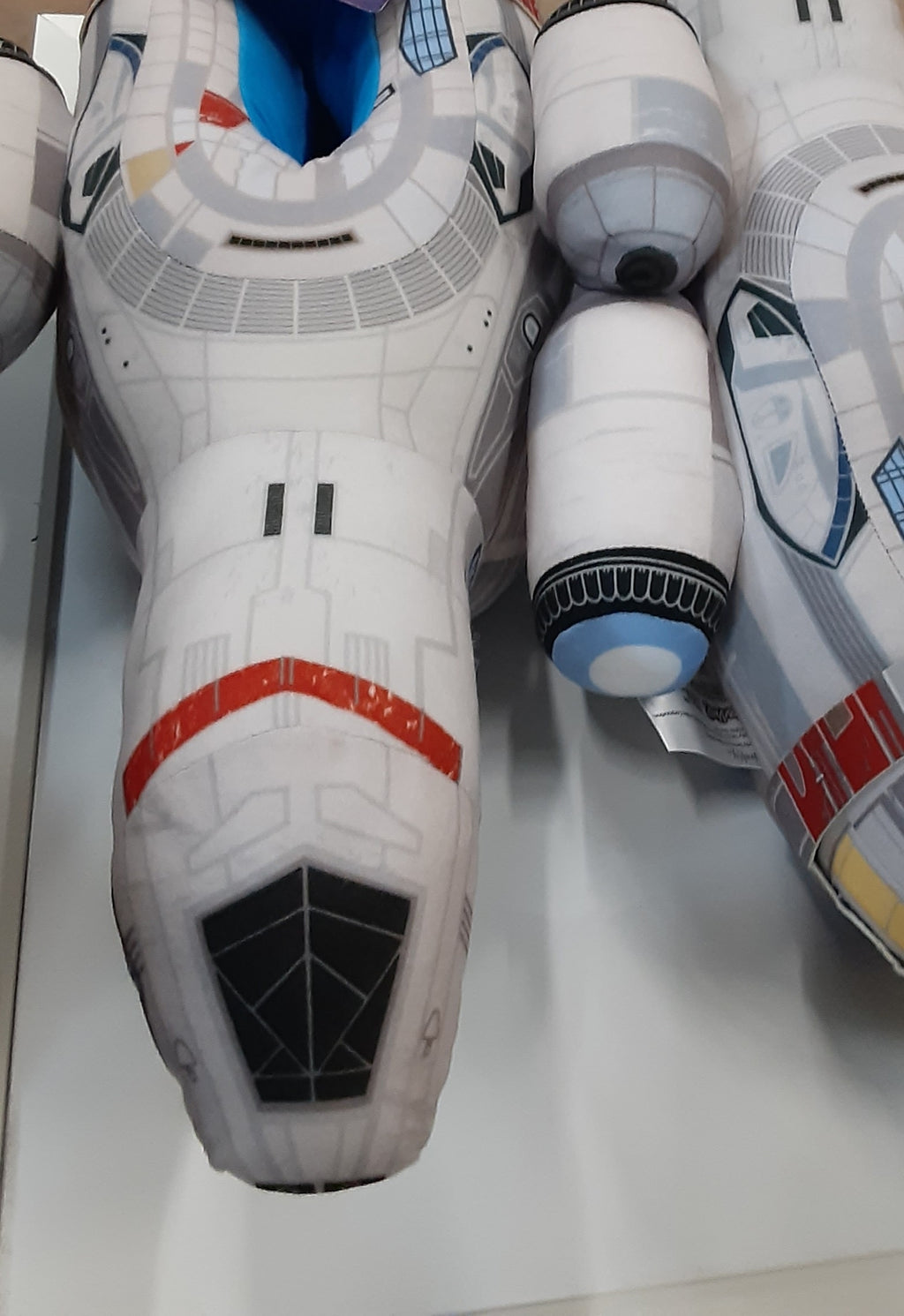 Toy Vault Serenity Plush Slippers New, Mens